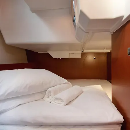 Beneteau Oceanis 38.1.- Anima Maris I *
